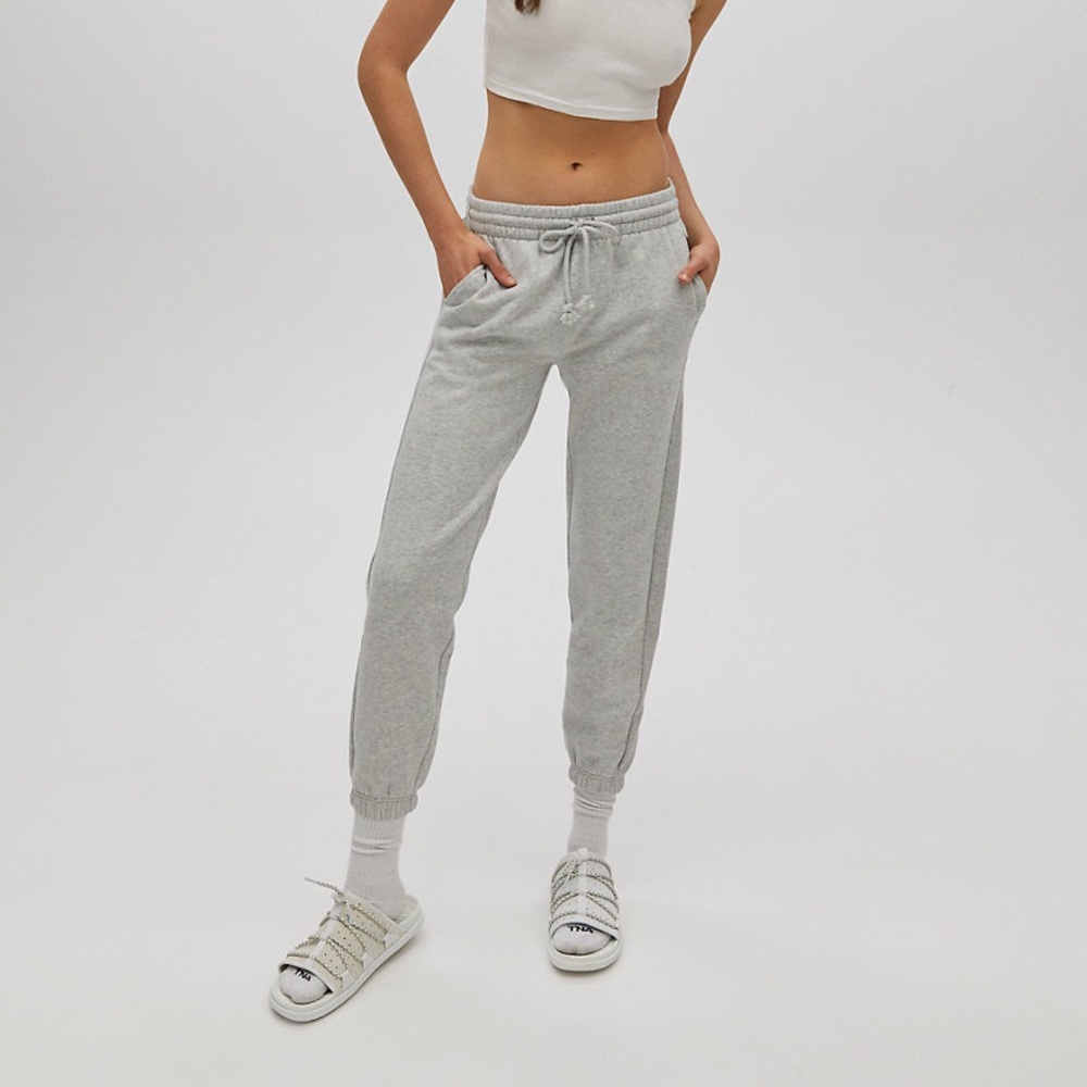Aritzia Light Gray Drawstring Jogger Sweatpants